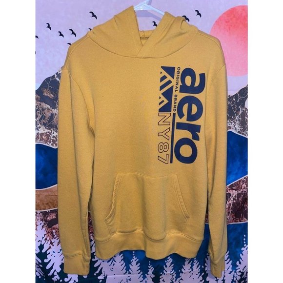Aeropostale Hoodie / Sweatshirt size Medium Yellow